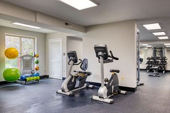 Oakton Park Apartments Fitness Center 02